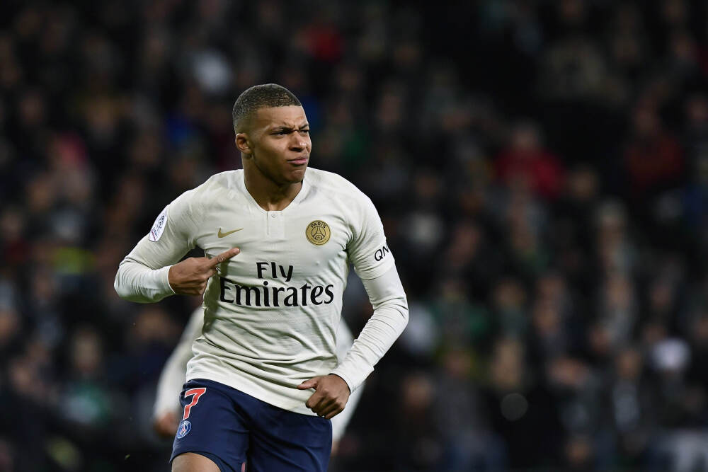 宋徽宗《听琴图》 每一处细节都有故事